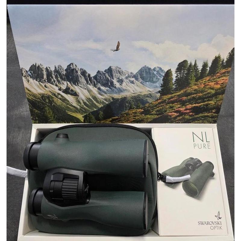Swarovski NL Pure 12x42 open box