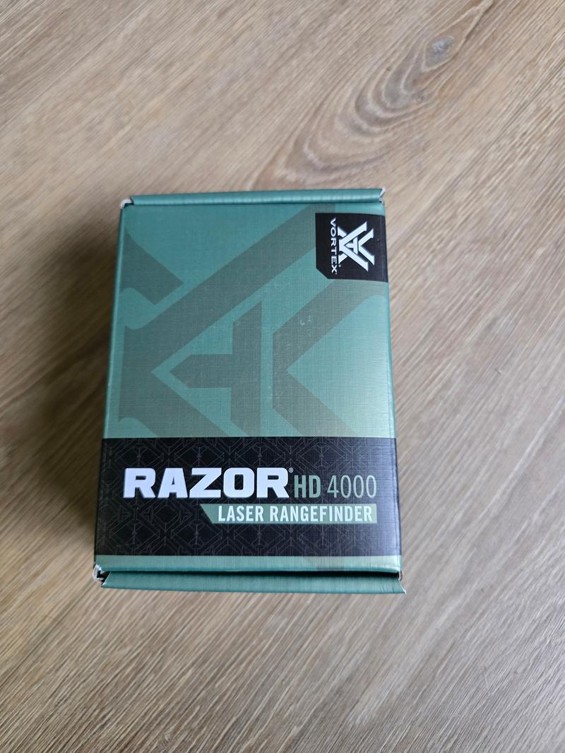 Vortex Razor HD 4000 -open box